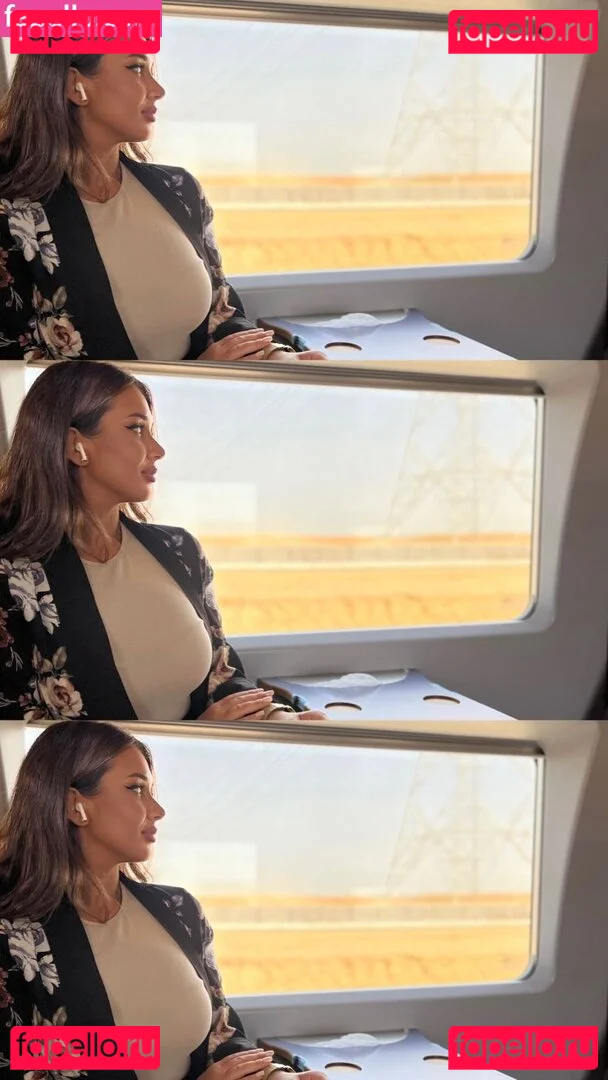 Emina Jahi Onlyfans Photo Gallery 