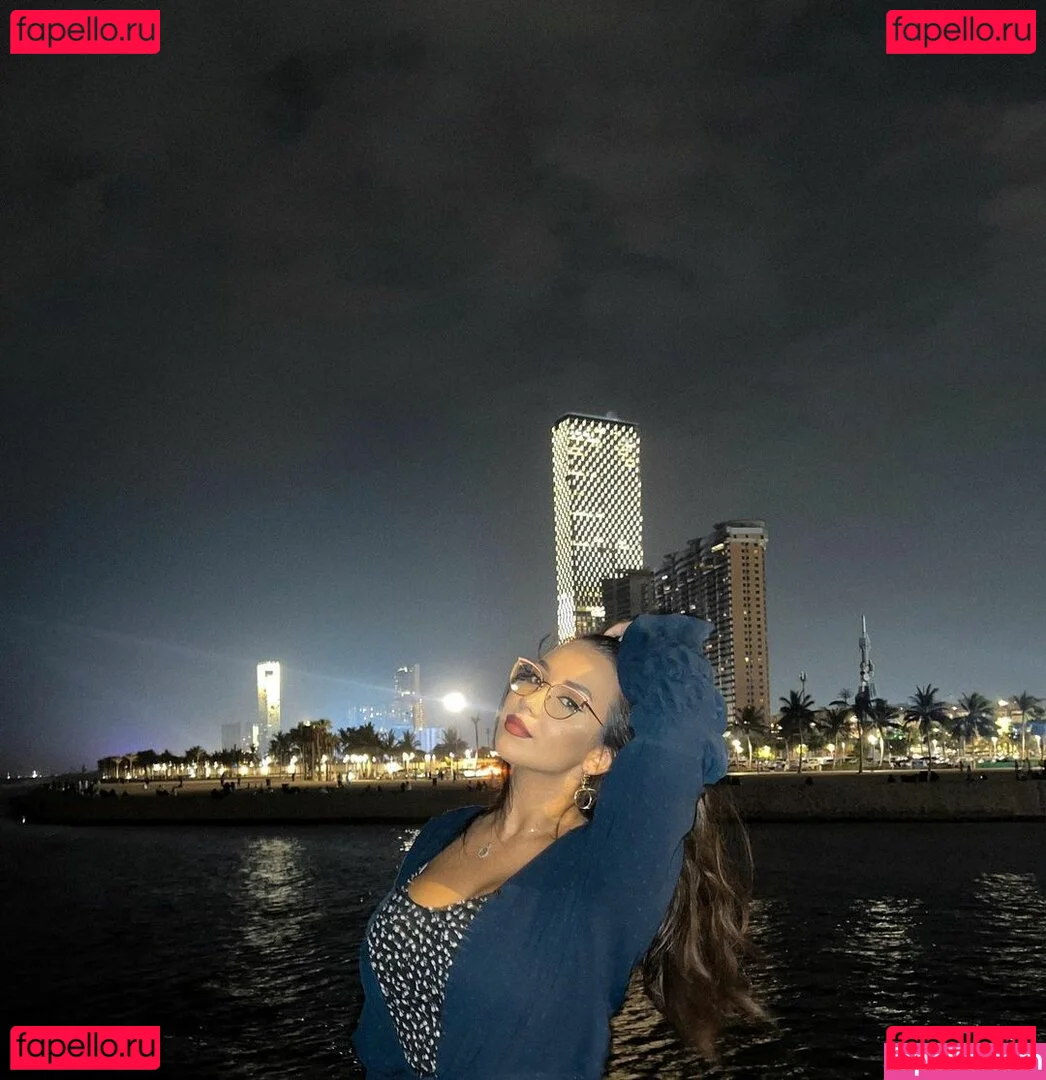 Emina Jahi Onlyfans Photo Gallery 