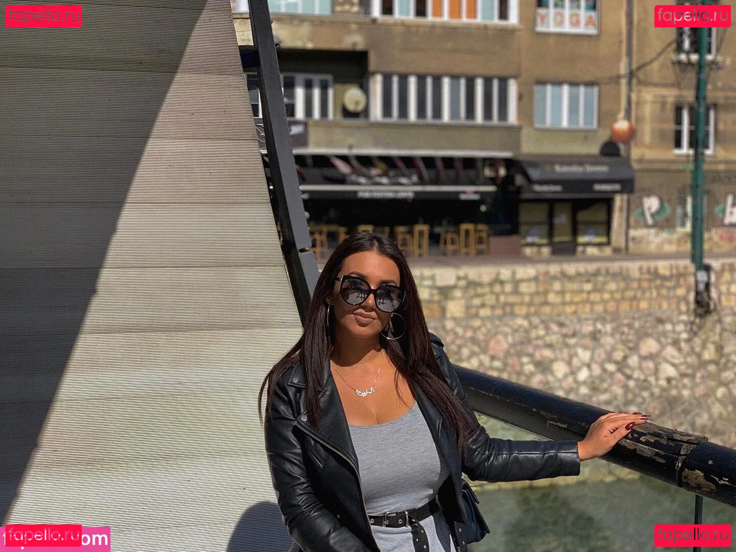 Emina Jahi Onlyfans Photo Gallery 