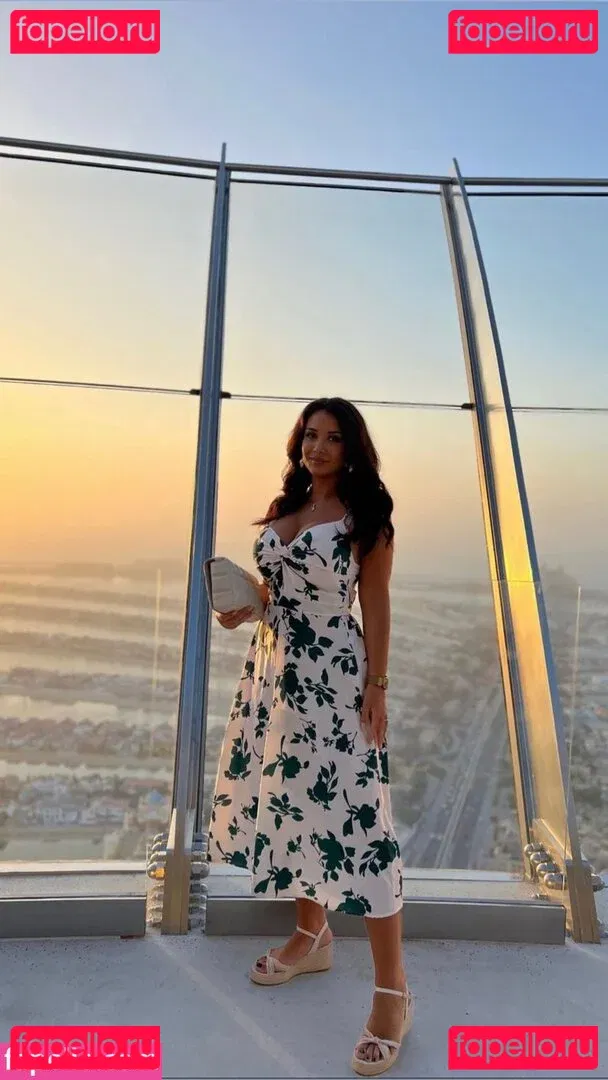 Emina Jahi Onlyfans Photo Gallery 