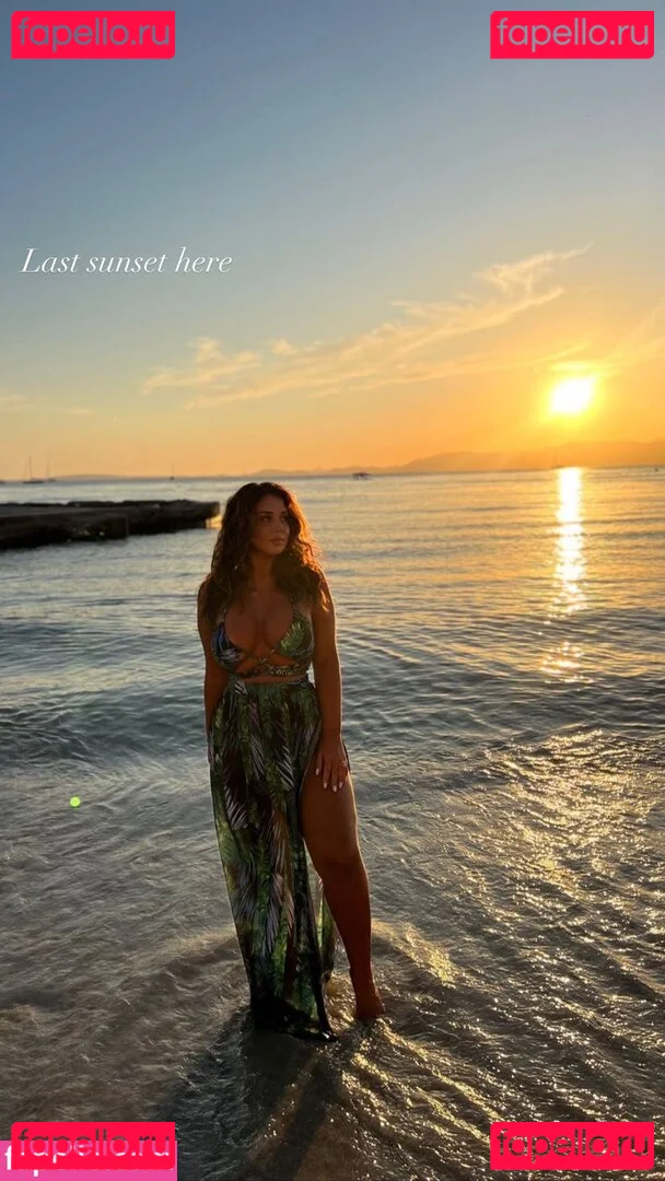 Emina Jahi Onlyfans Photo Gallery 