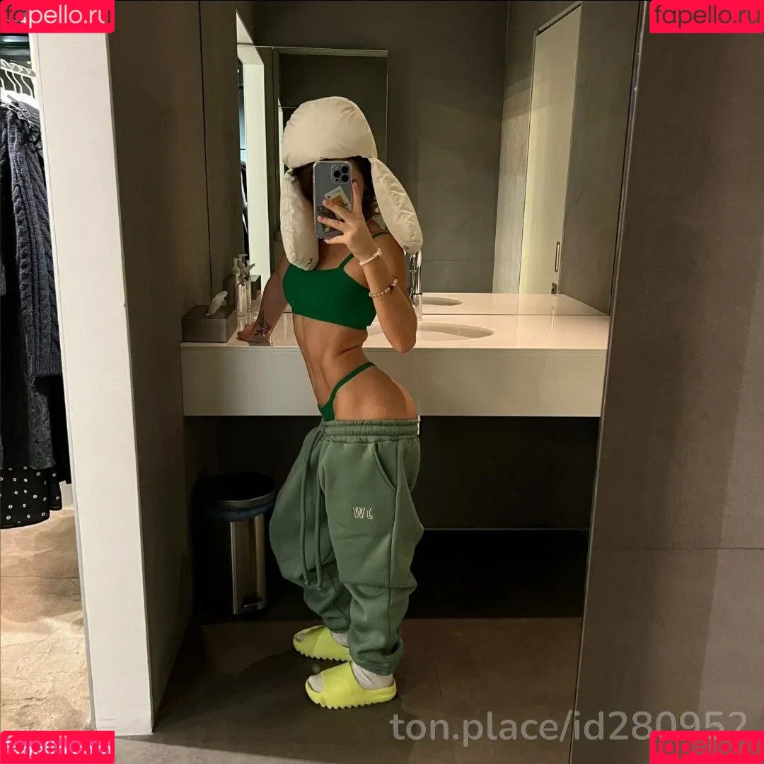 Maryana Ro Onlyfans Photo Gallery 