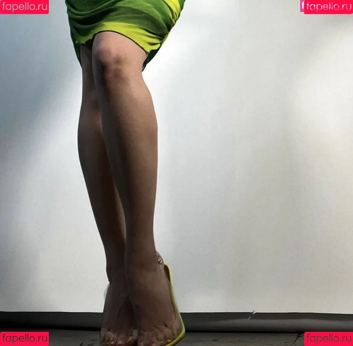 Maryana Ro Onlyfans Photo Gallery 