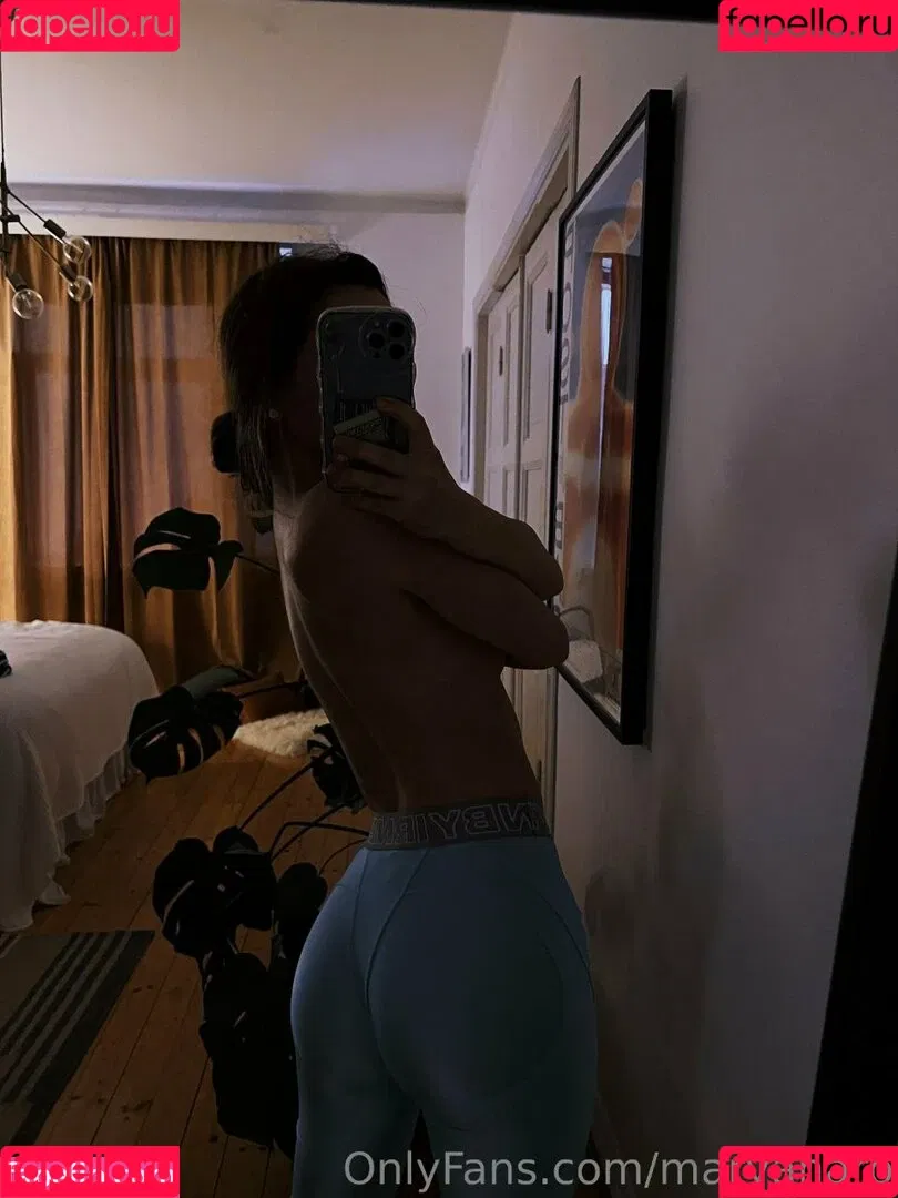 Maryana Ro Onlyfans Photo Gallery 