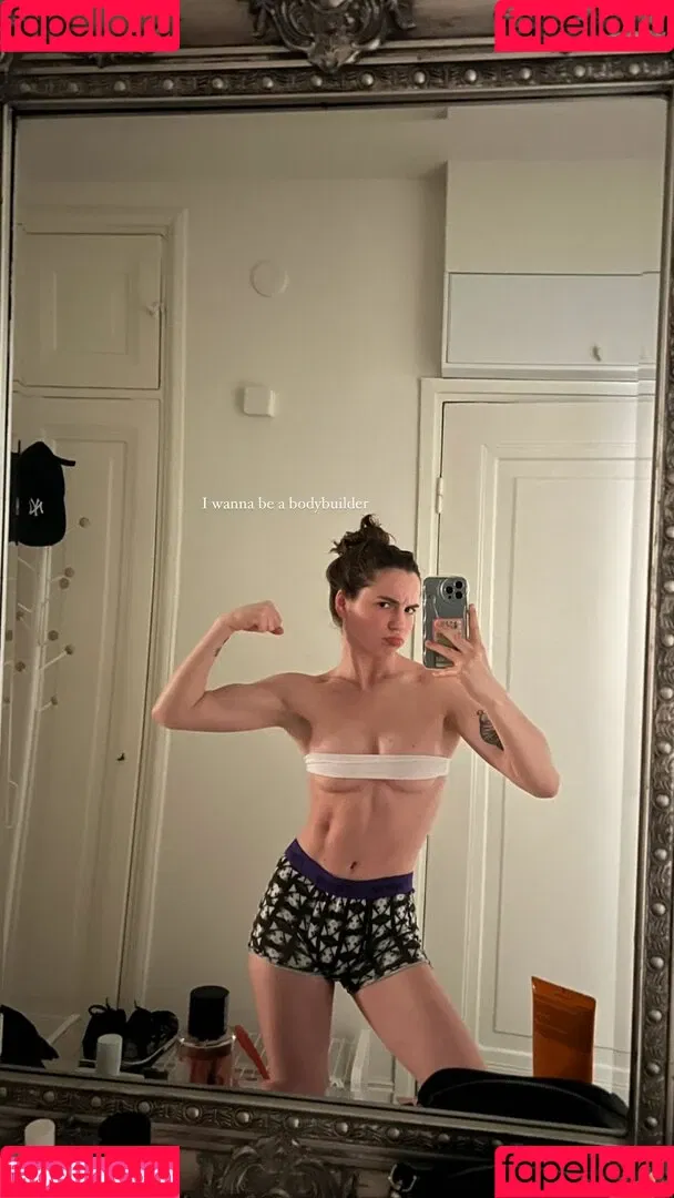 Maryana Ro Onlyfans Photo Gallery 