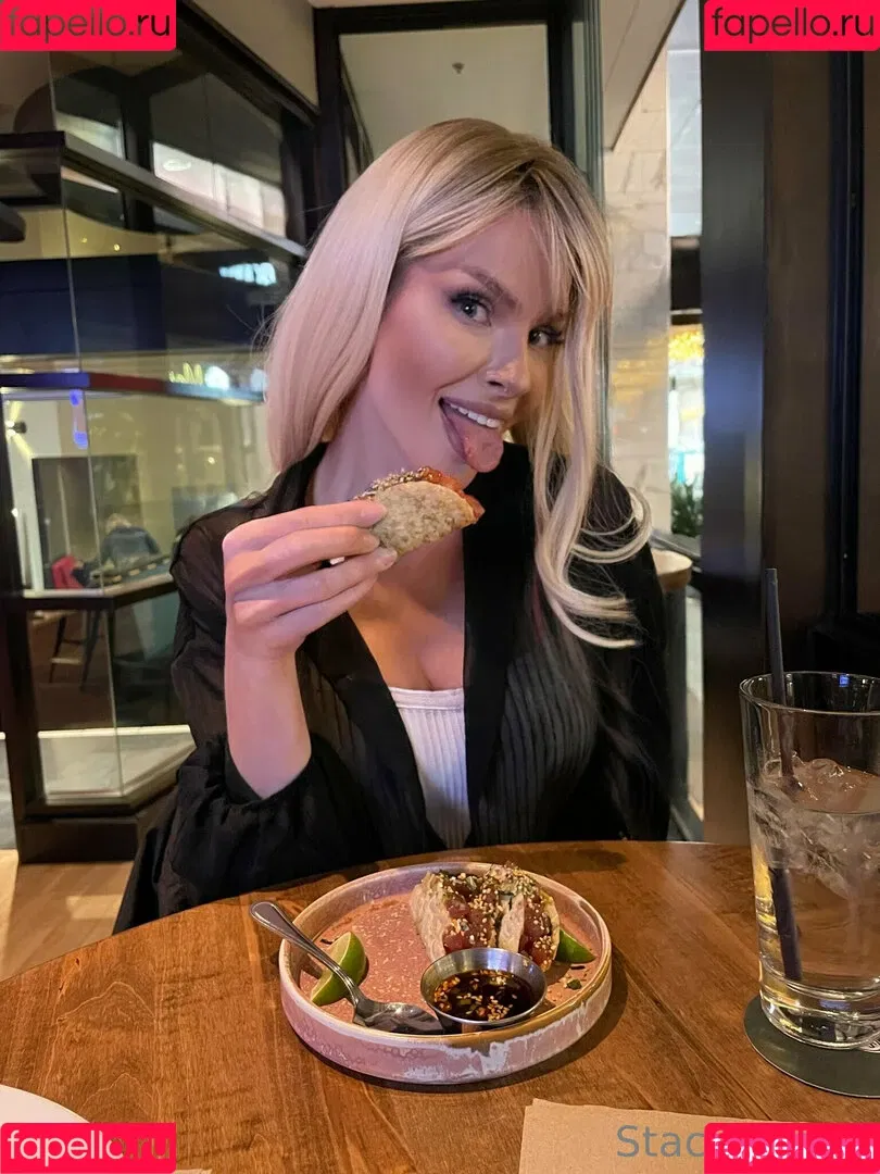 missquartz Onlyfans Photo Gallery 