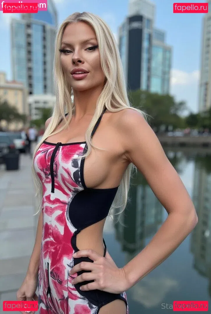 missquartz Onlyfans Photo Gallery 