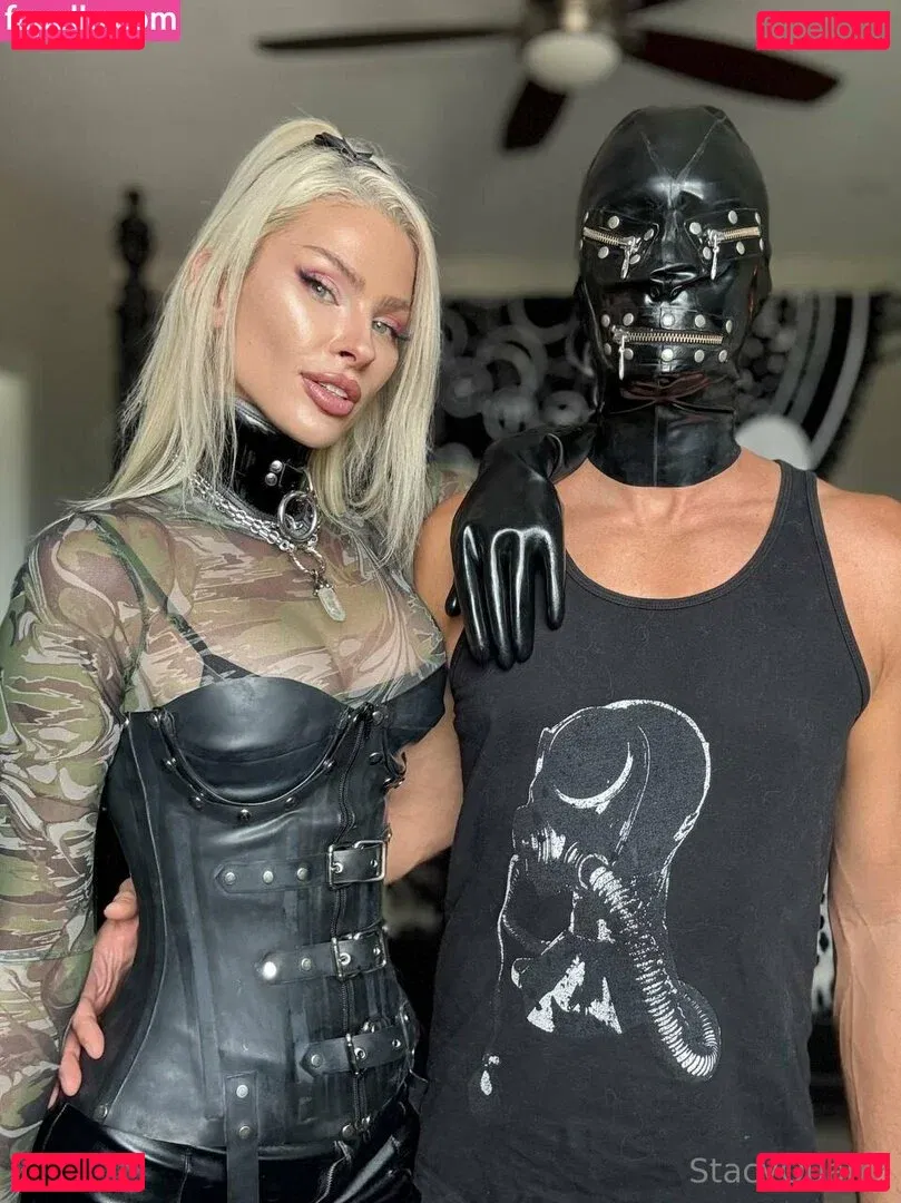 missquartz Onlyfans Photo Gallery 