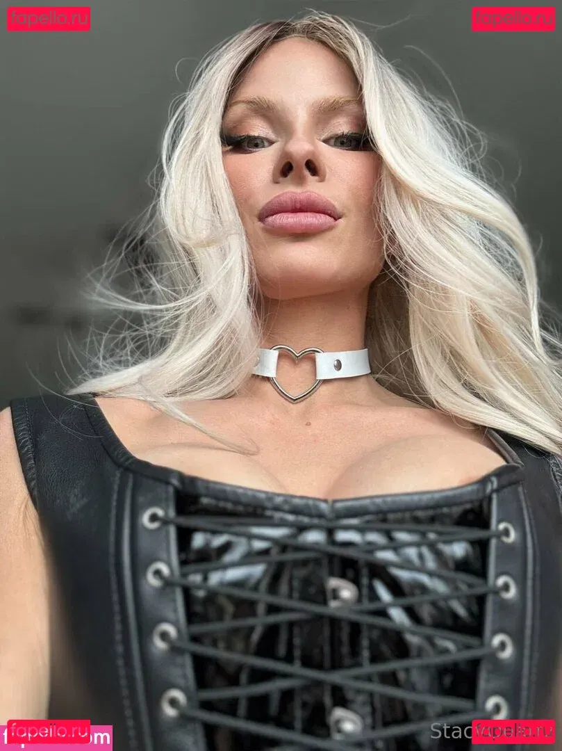 missquartz Onlyfans Photo Gallery 