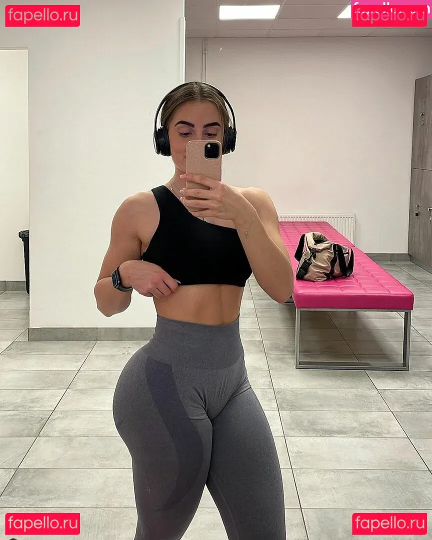 Elora Gummerson Onlyfans Photo Gallery 