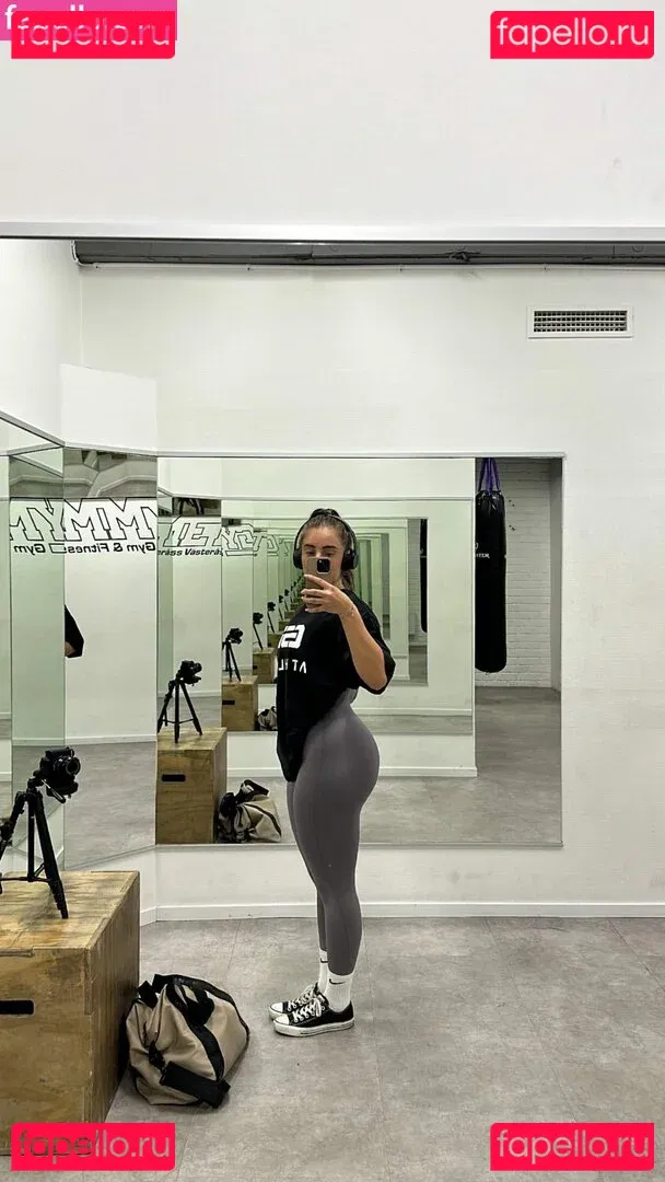 Elora Gummerson Onlyfans Photo Gallery 