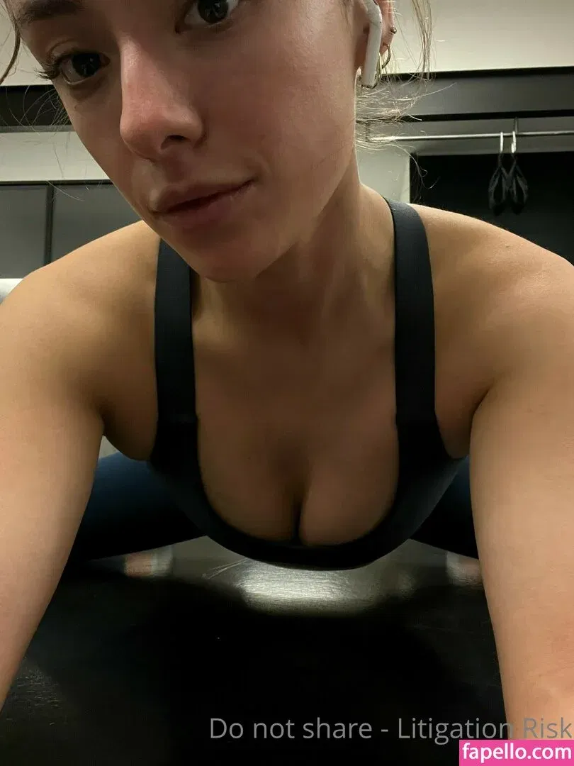 Eurasian1994 Onlyfans Photo Gallery 