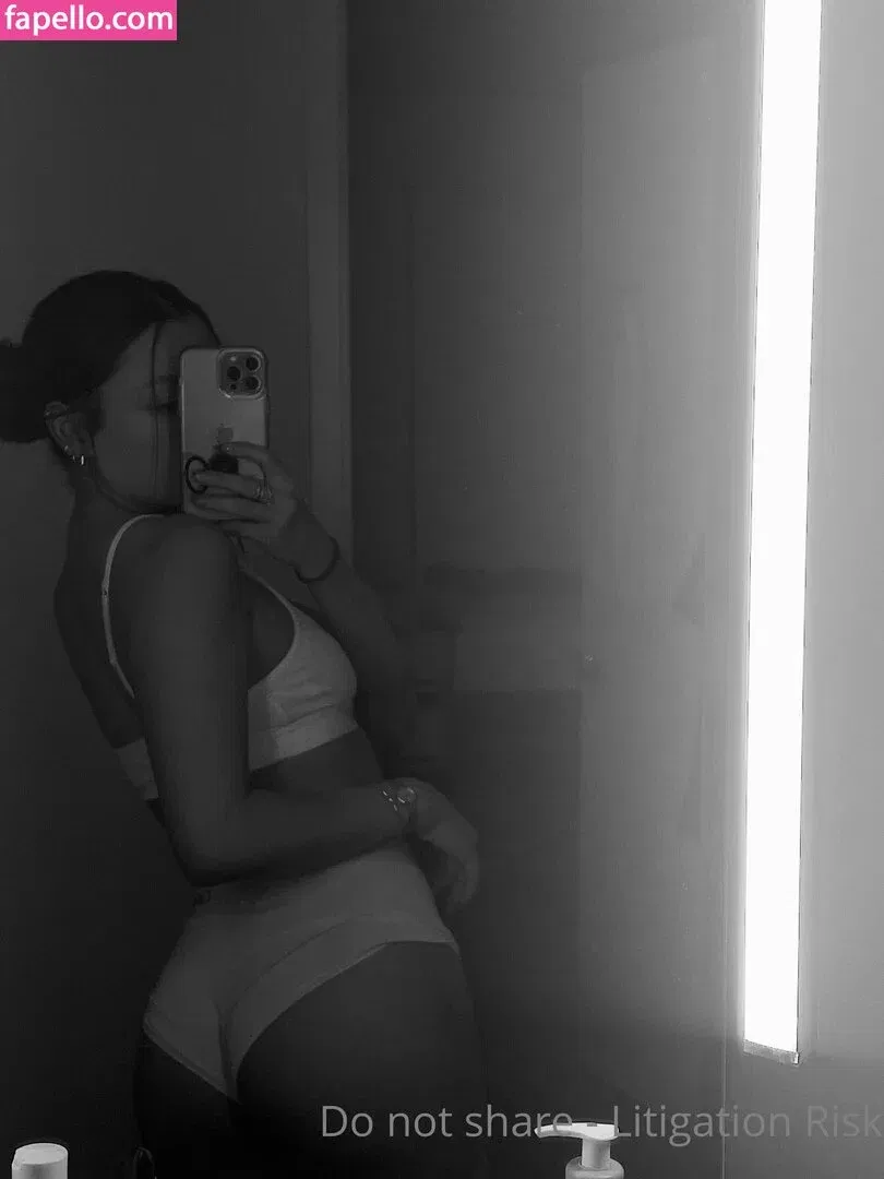 Eurasian1994 Onlyfans Photo Gallery 