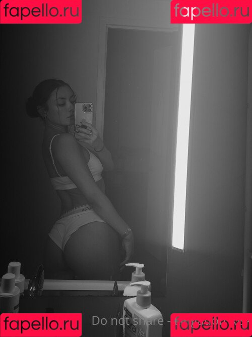 Eurasian1994 Onlyfans Photo Gallery 