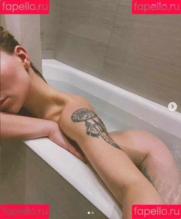 Sorabi Onlyfans Photo Gallery 