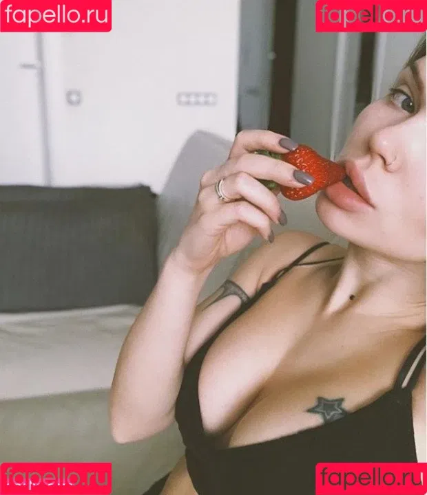 Sorabi Onlyfans Photo Gallery 
