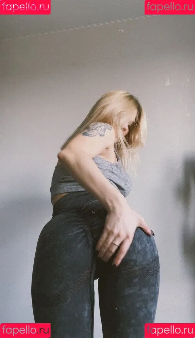 Sorabi Onlyfans Photo Gallery 