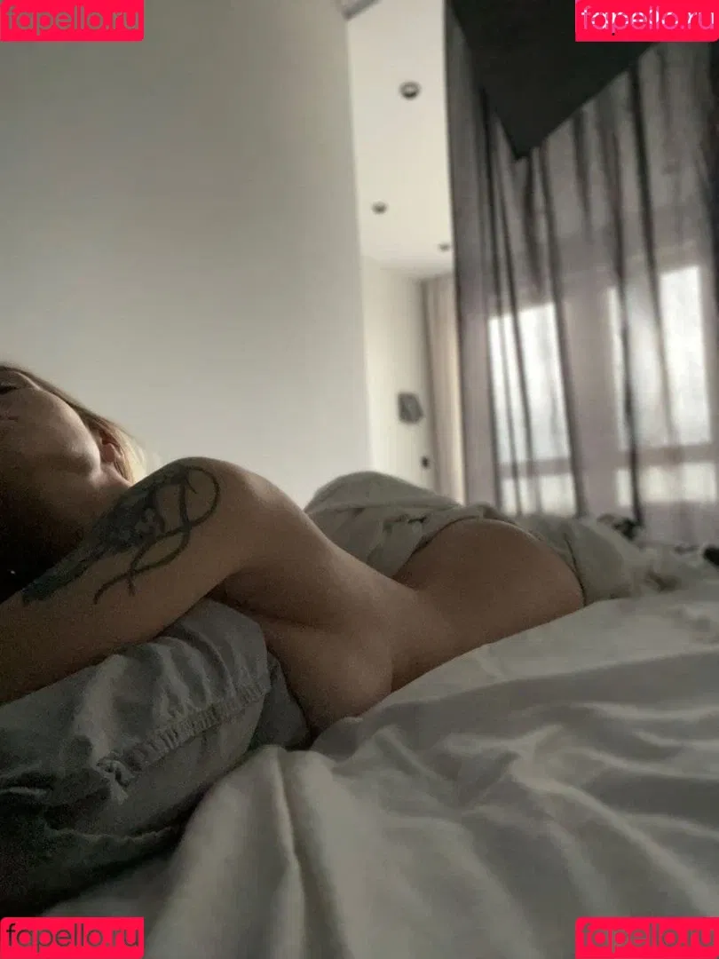 Sorabi Onlyfans Photo Gallery 