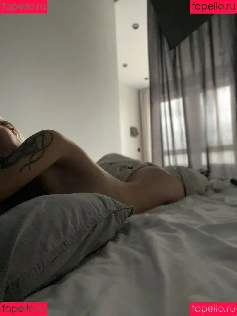 Sorabi Onlyfans Photo Gallery 