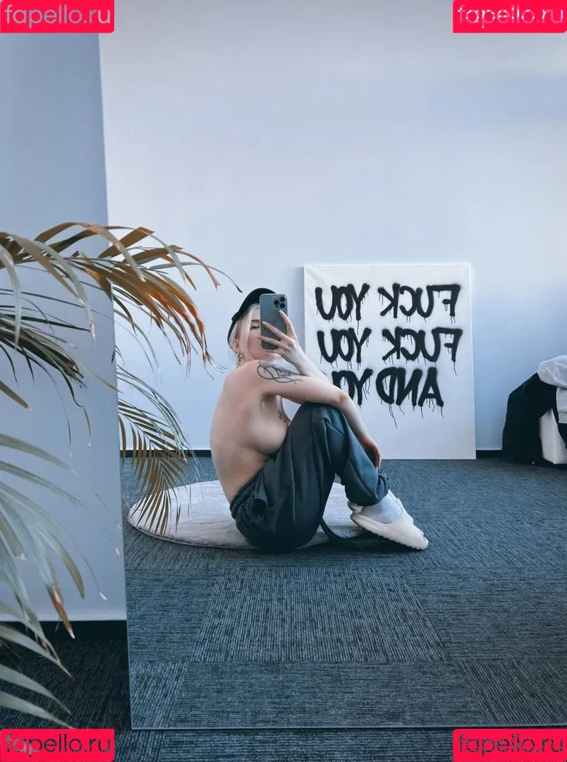 Sorabi Onlyfans Photo Gallery 