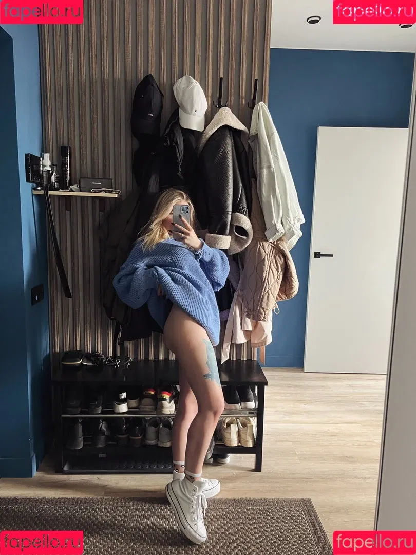 Sorabi Onlyfans Photo Gallery 