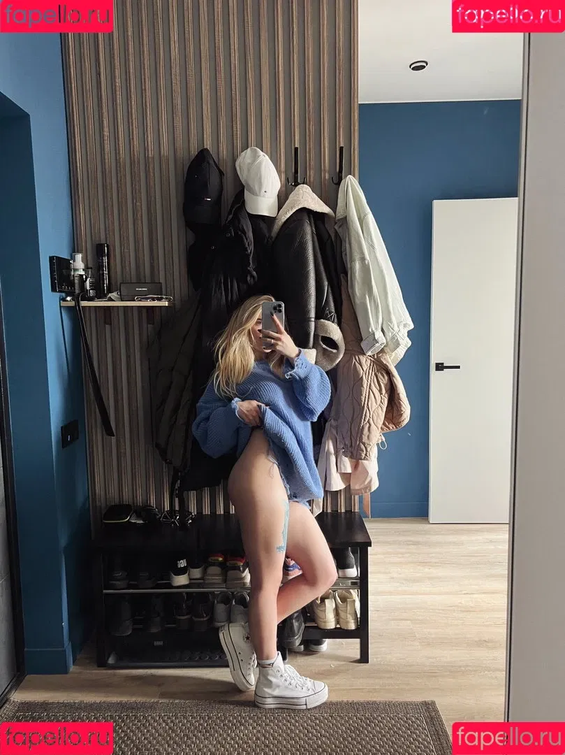 Sorabi Onlyfans Photo Gallery 