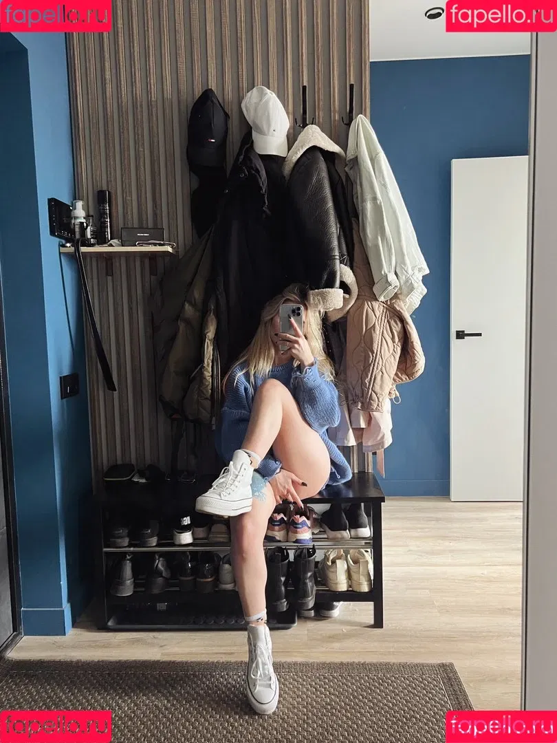 Sorabi Onlyfans Photo Gallery 