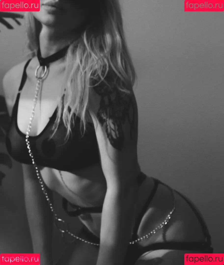 Sorabi Onlyfans Photo Gallery 