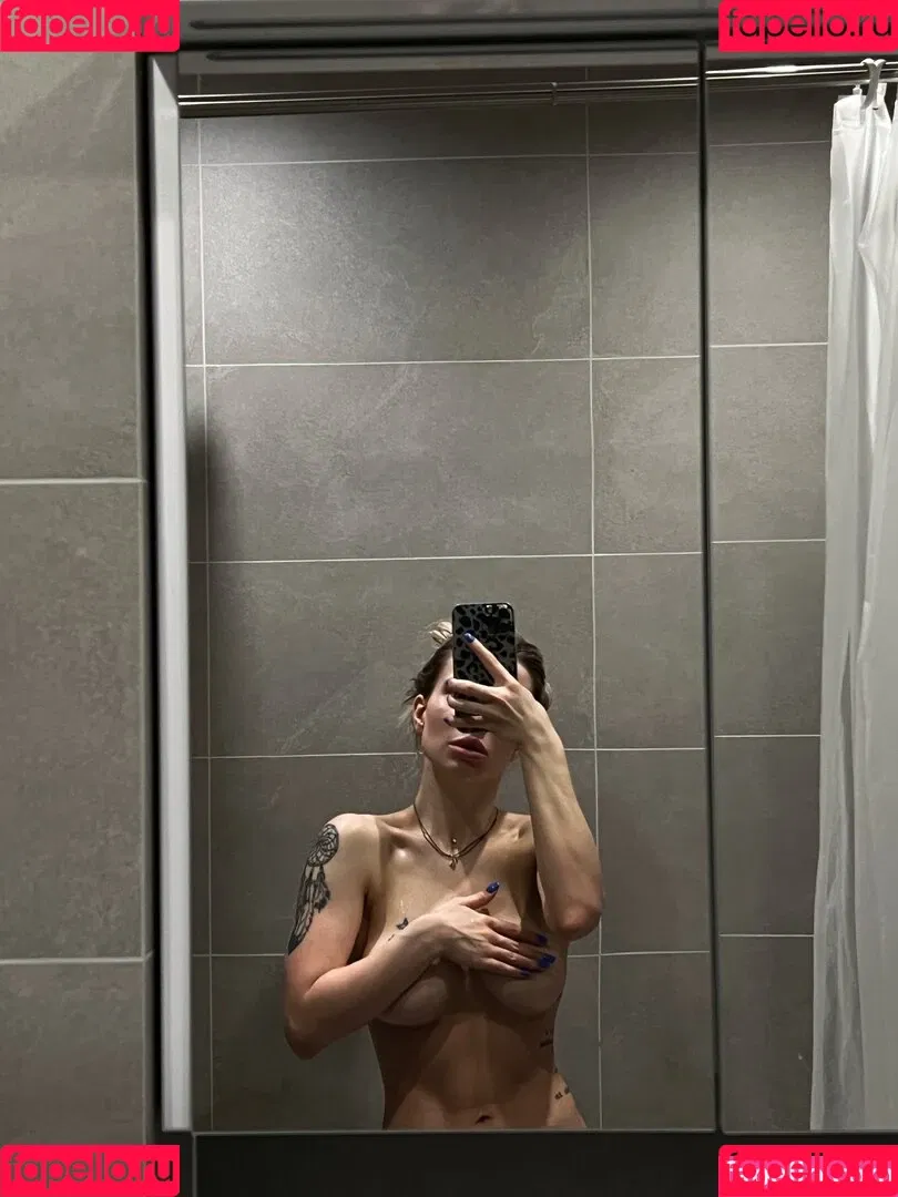 Sorabi Onlyfans Photo Gallery 