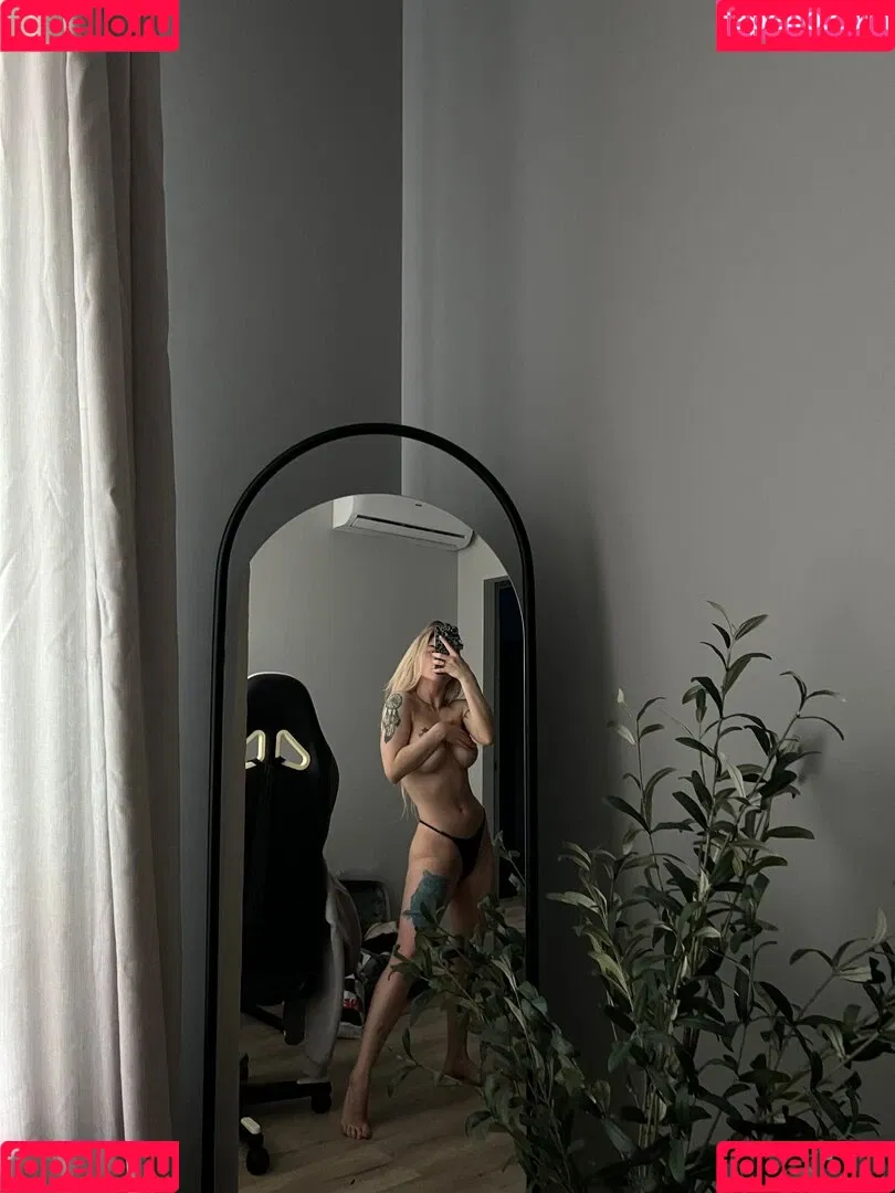 Sorabi Onlyfans Photo Gallery 