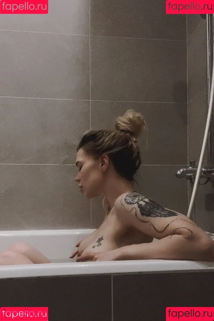 Sorabi Onlyfans Photo Gallery 
