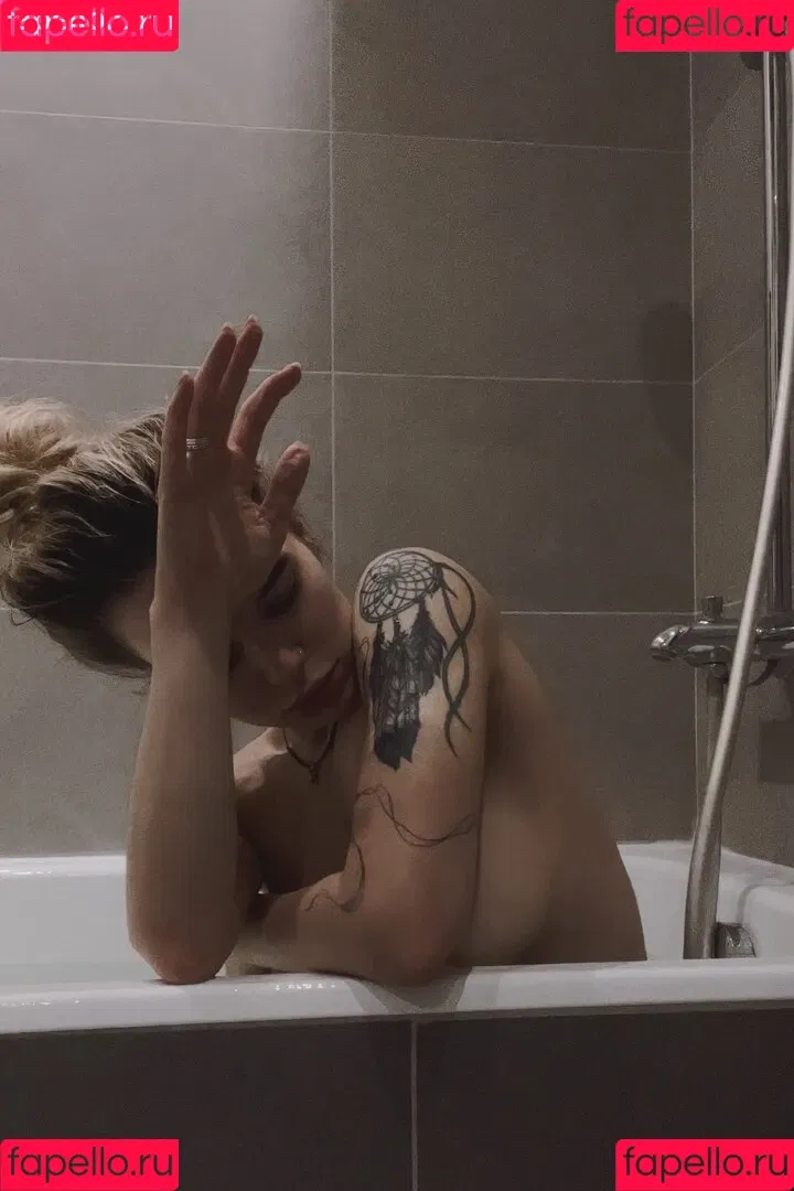 Sorabi Onlyfans Photo Gallery 