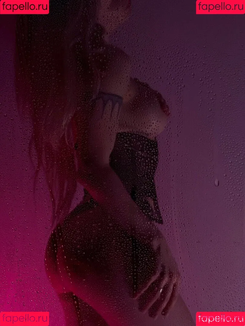 Sorabi Onlyfans Photo Gallery 