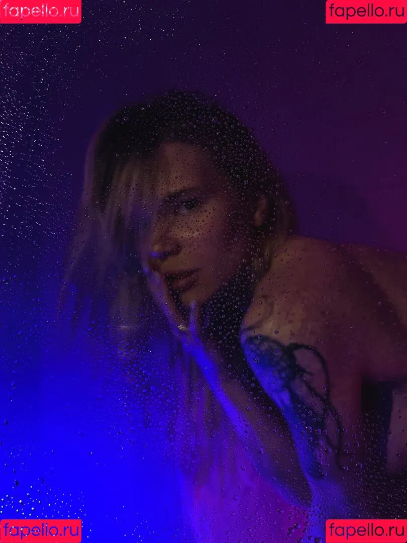 Sorabi Onlyfans Photo Gallery 