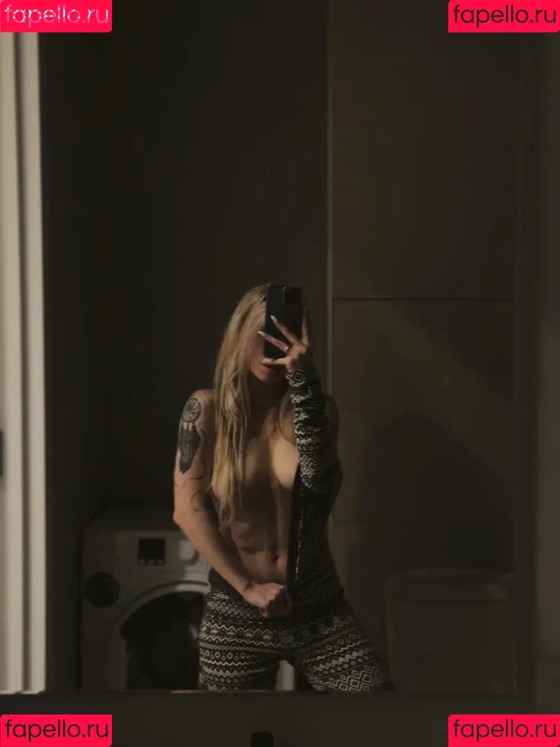 Sorabi Onlyfans Photo Gallery 
