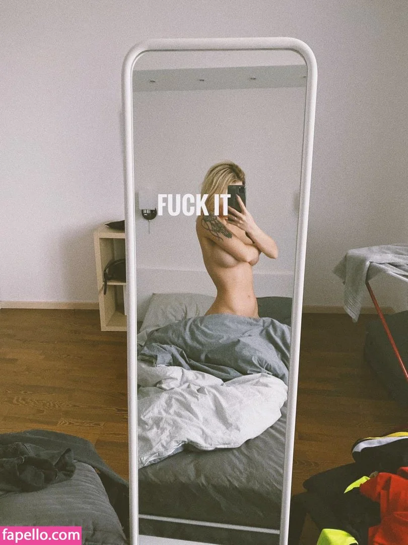 Sorabi Onlyfans Photo Gallery 