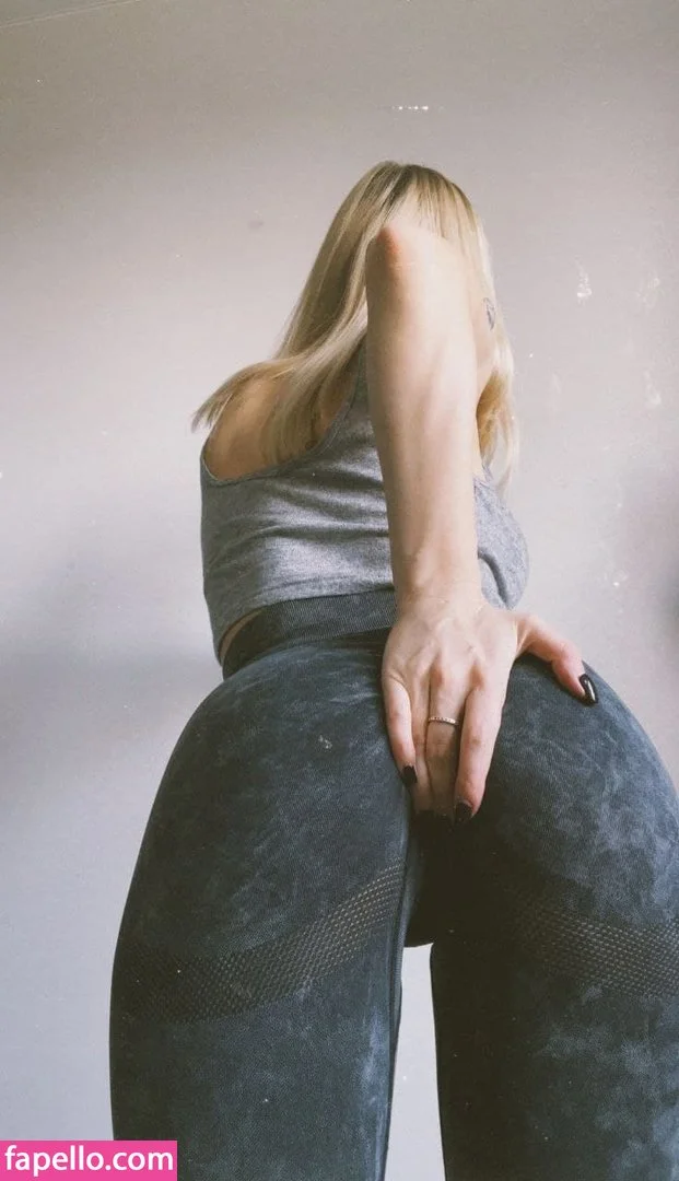 Sorabi Onlyfans Photo Gallery 