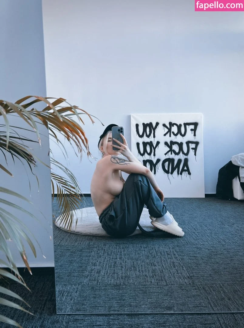 Sorabi Onlyfans Photo Gallery 