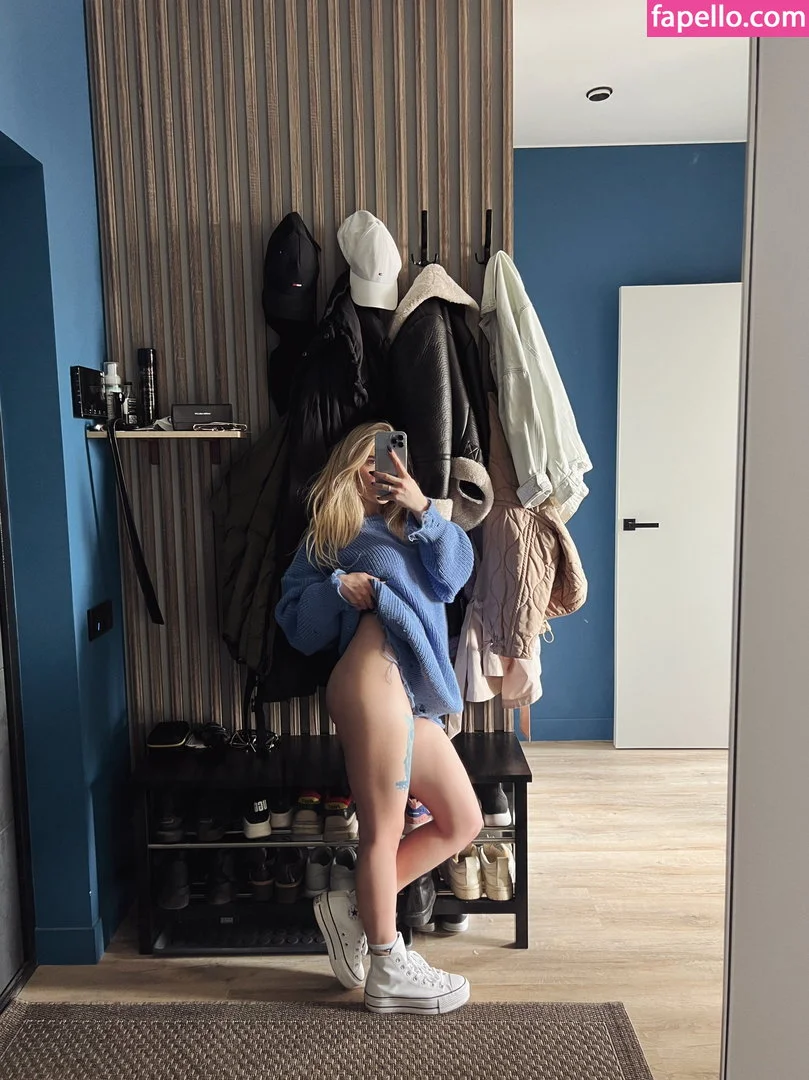 Sorabi Onlyfans Photo Gallery 