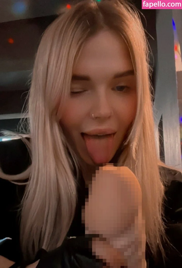 Sorabi Onlyfans Photo Gallery 