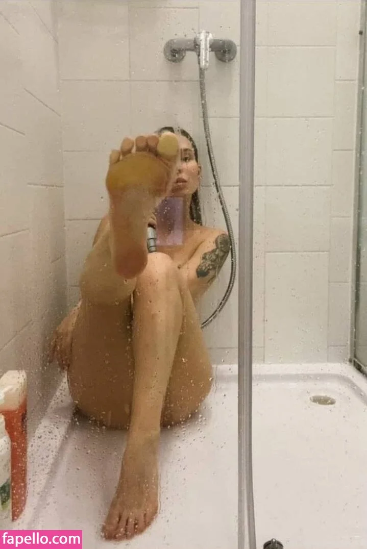 Sorabi Onlyfans Photo Gallery 