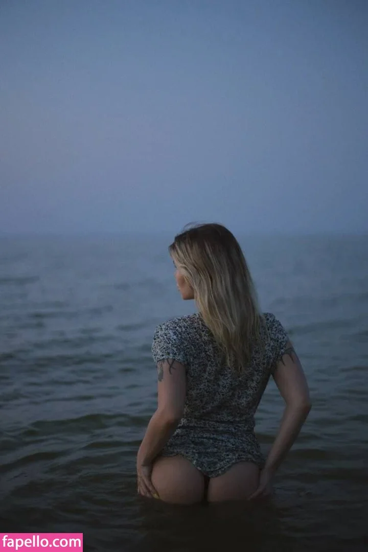 Sorabi Onlyfans Photo Gallery 