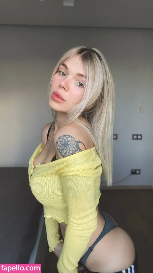 Sorabi Onlyfans Photo Gallery 