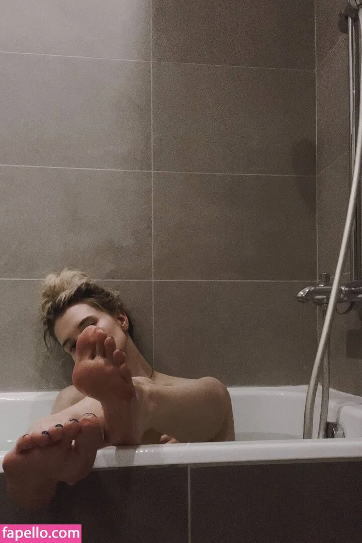 Sorabi Onlyfans Photo Gallery 