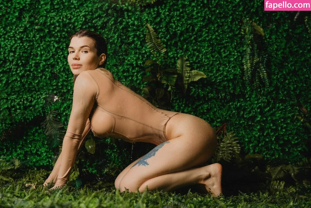 Sorabi Onlyfans Photo Gallery 