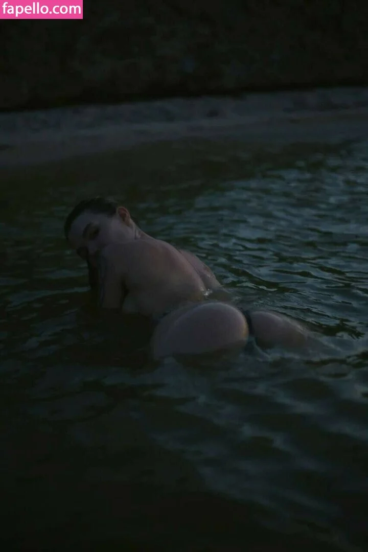 Sorabi Onlyfans Photo Gallery 