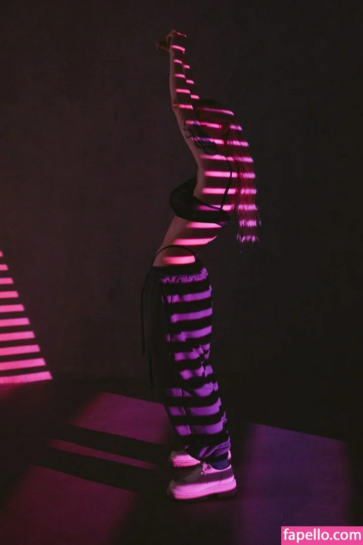 Sorabi Onlyfans Photo Gallery 