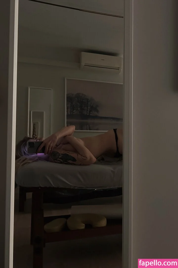 Sorabi Onlyfans Photo Gallery 