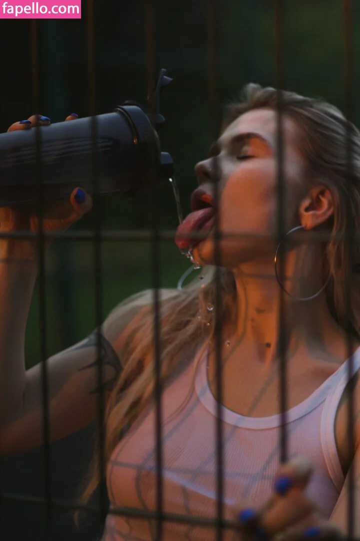 Sorabi Onlyfans Photo Gallery 