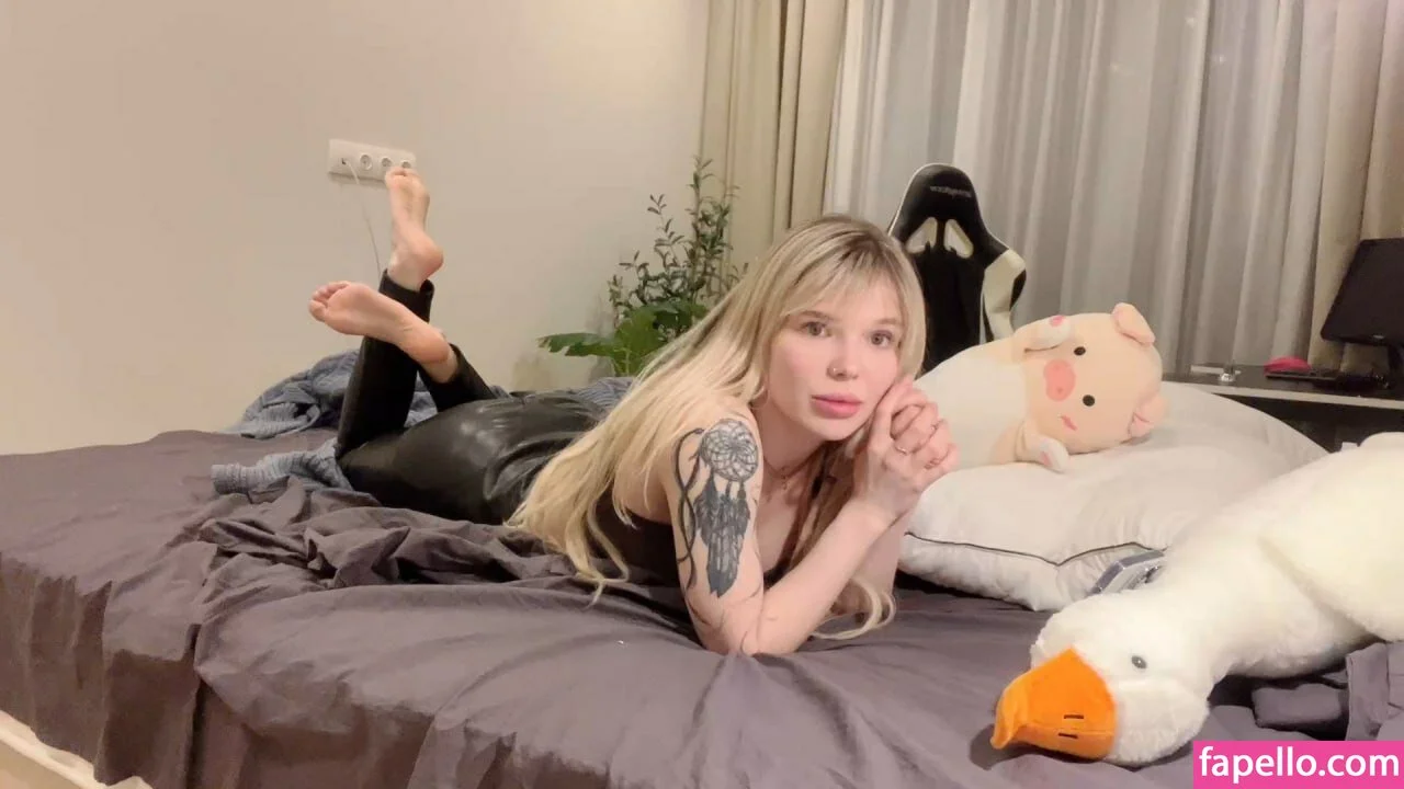 Sorabi Onlyfans Photo Gallery 